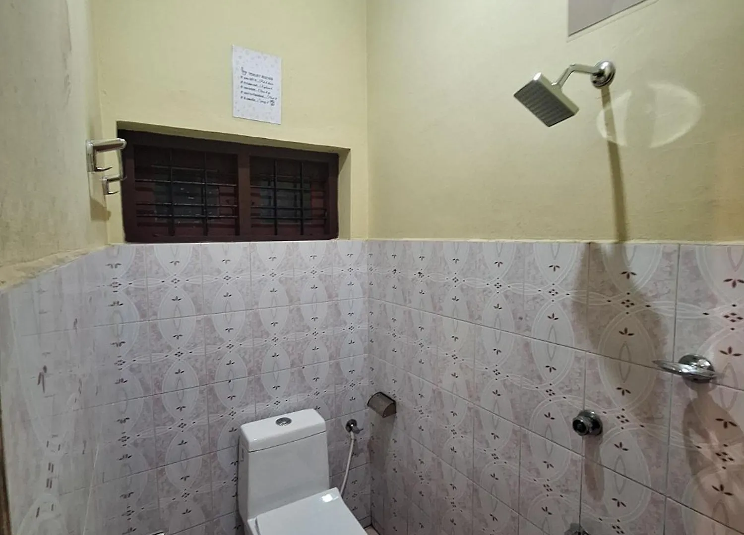Costa Cliff Apartman Varkala